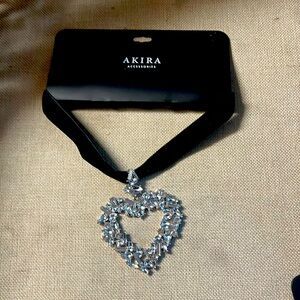 New Akira Silver Black Rhinestone Necklace Choker NWT Unique